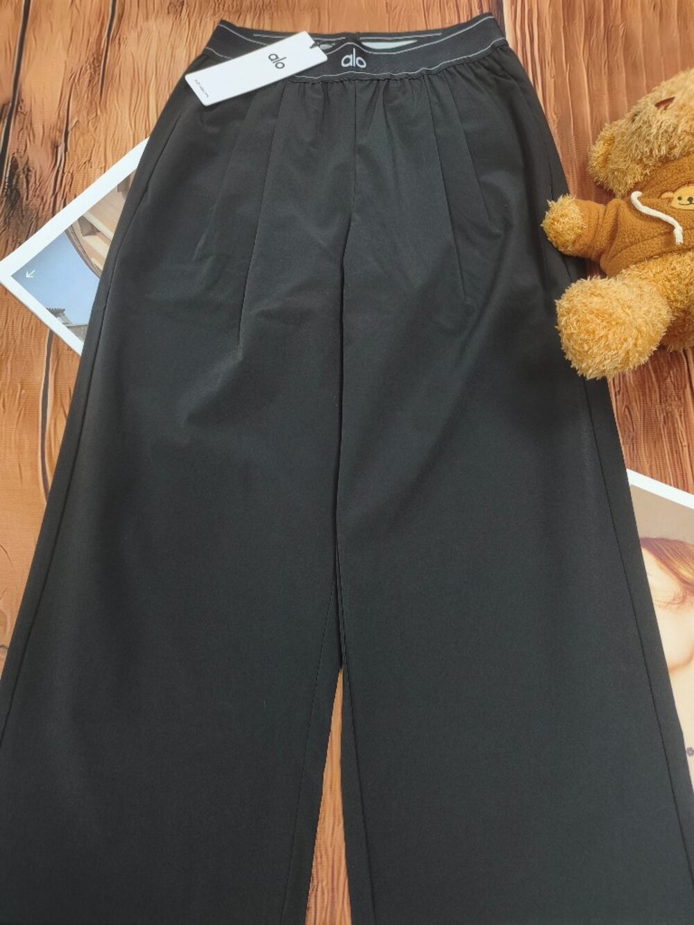 Alo Yoga NWT Black Straight Leg Trouser Regular 30"- Easy Everyday Styling⌚📆 - Picture 2 of 7